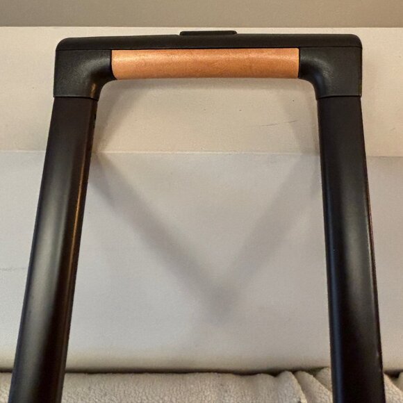 Eole 50 Louis Vuitton Monogram Travel Bag is Unisex - Picture 8 of 15